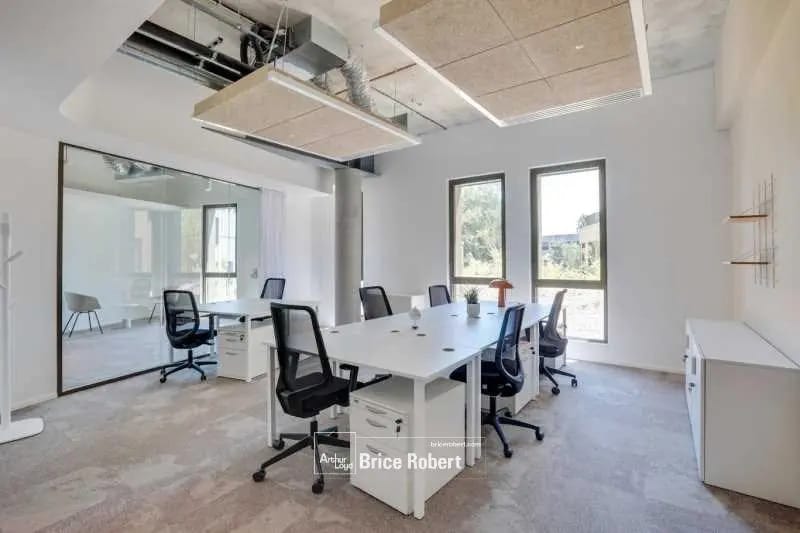 Bureau dans Limonest à louer Photo du bâtiment- Image 1 de 1