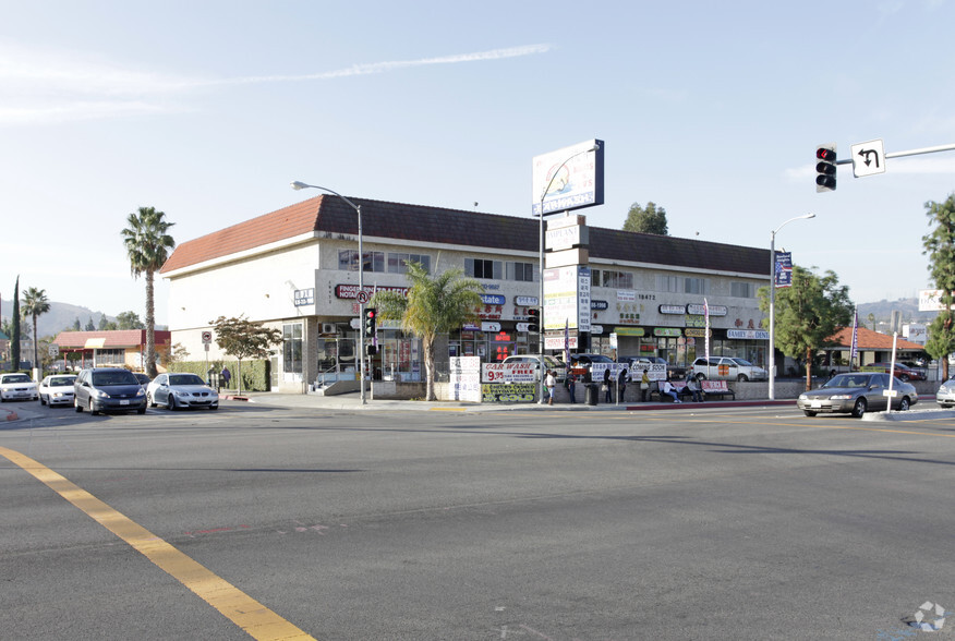 18472 E Colima Rd, Rowland Heights, CA à louer - Photo du bâtiment - Image 1 de 3