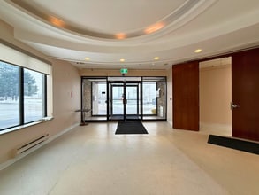 100 Middlefield Rd, Toronto, ON à louer Photo intérieure- Image 1 de 8