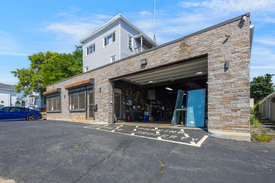 53 Ocean St, Lynn, MA for sale - Other - Image 2 of 6