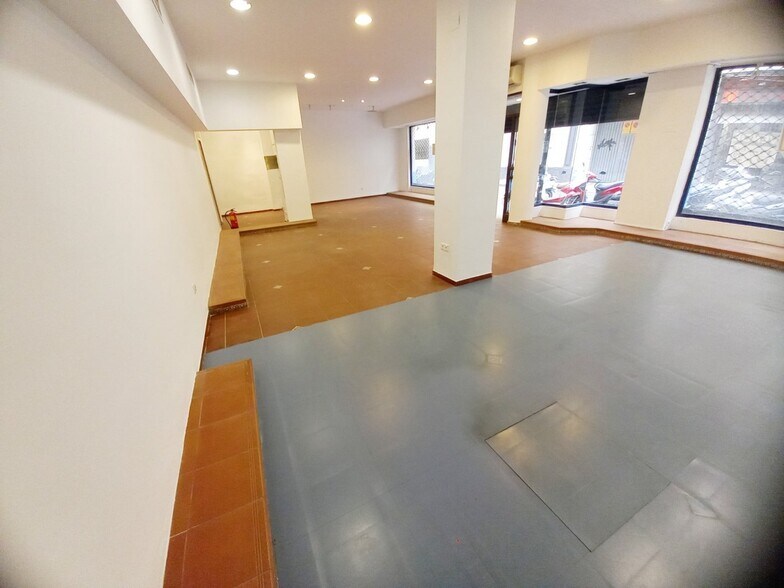 Retail in Córdoba for sale - Interior Photo - Image 3 of 8