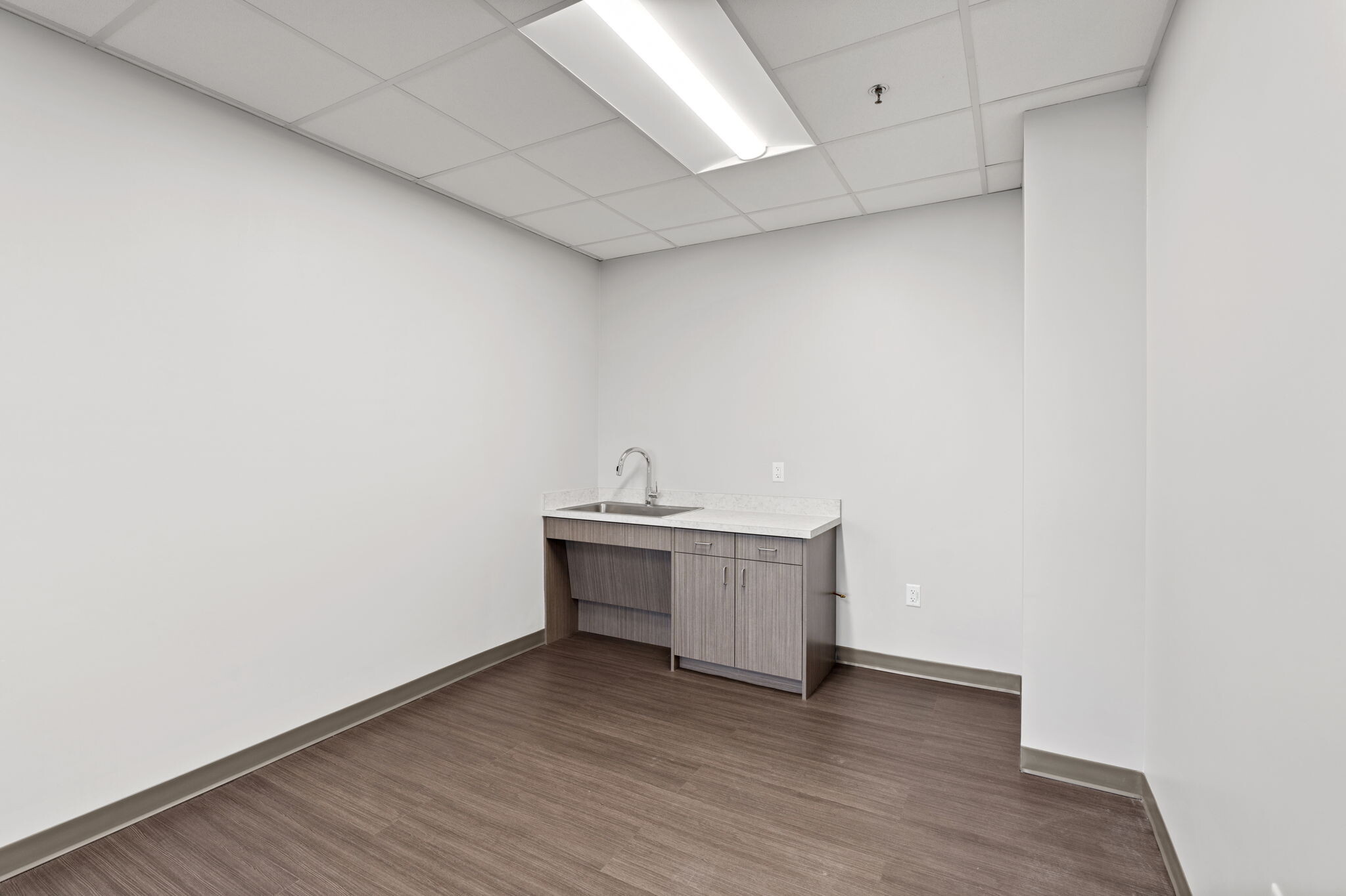 1231 Greenway Dr, Irving, TX à louer Photo intérieure- Image 1 de 7