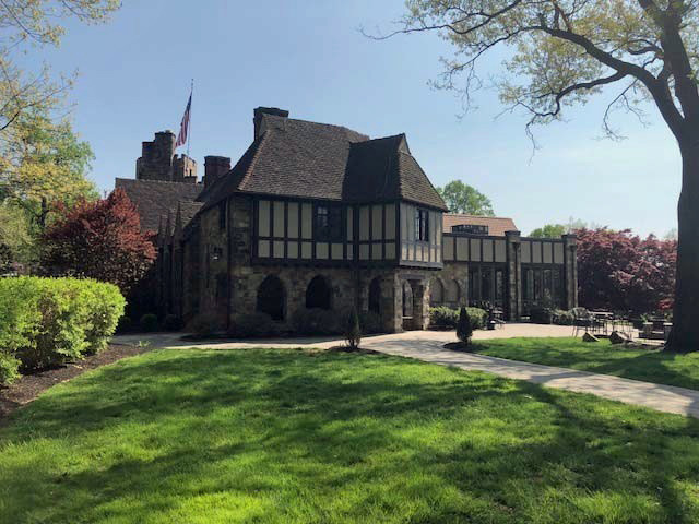 141 Stokesay Castle Ln, Reading, PA for sale - Primary Photo - Image 1 of 1