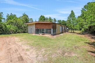 Plus de détails pour 13865 State Highway 156, Coldspring, TX - Industriel à vendre