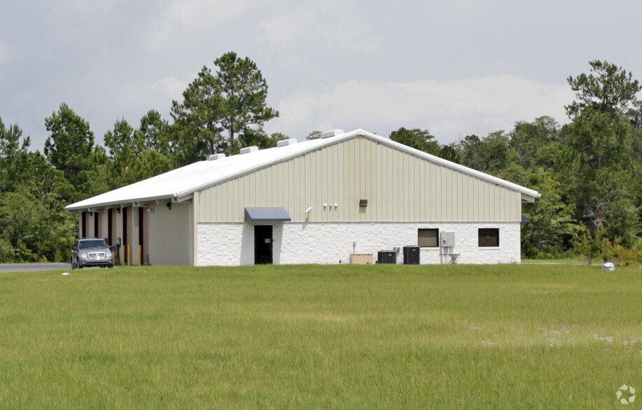 1509 SW Century Gln, Lake City, FL à louer - Photo du bâtiment - Image 2 de 12