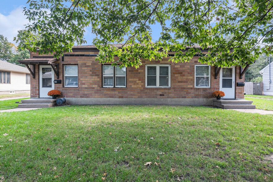 1102-1108 N L Street, Fremont, NE for sale - Primary Photo - Image 1 of 28