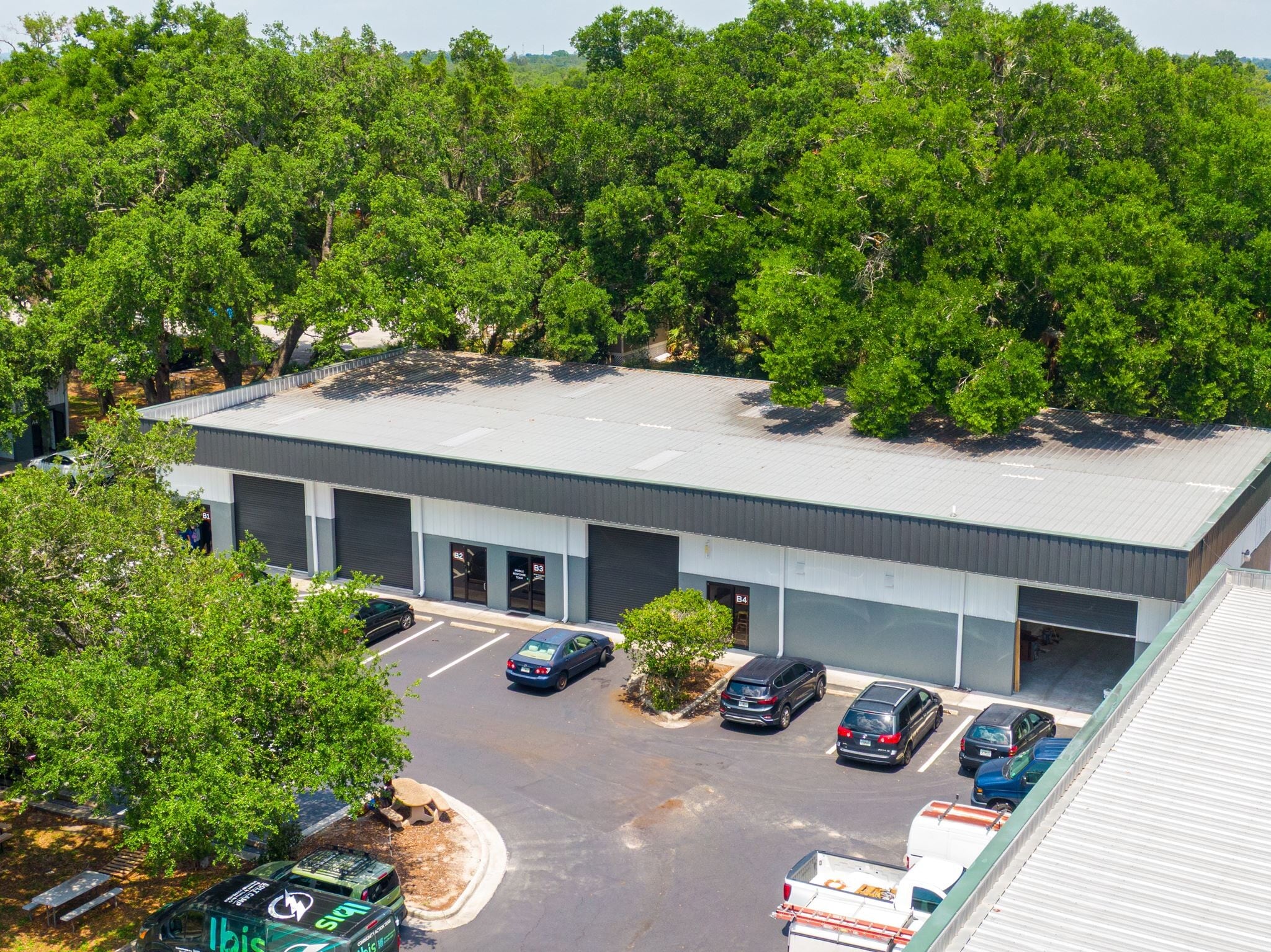 2815 E Henry Ave, Tampa, FL for lease Interior Photo- Image 1 of 2