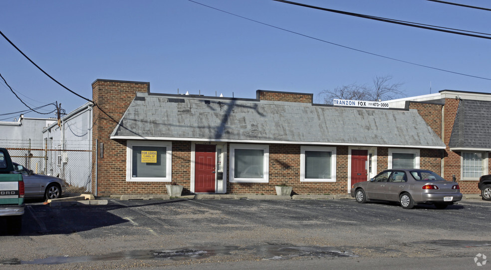 113-121 Pennsylvania Ave, Virginia Beach, VA à louer - Photo du bâtiment - Image 3 de 11