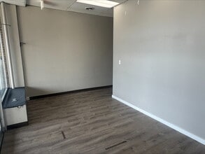 40 Westgate Pky, Asheville, NC for lease Building Photo- Image 2 of 11