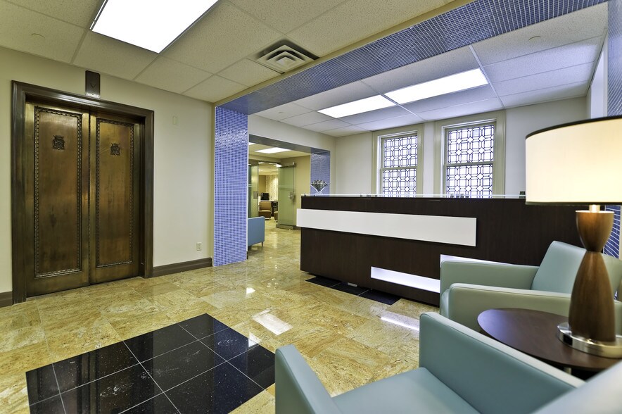 1 Rideau St, Ottawa, ON à louer - Photo intérieure - Image 3 de 9