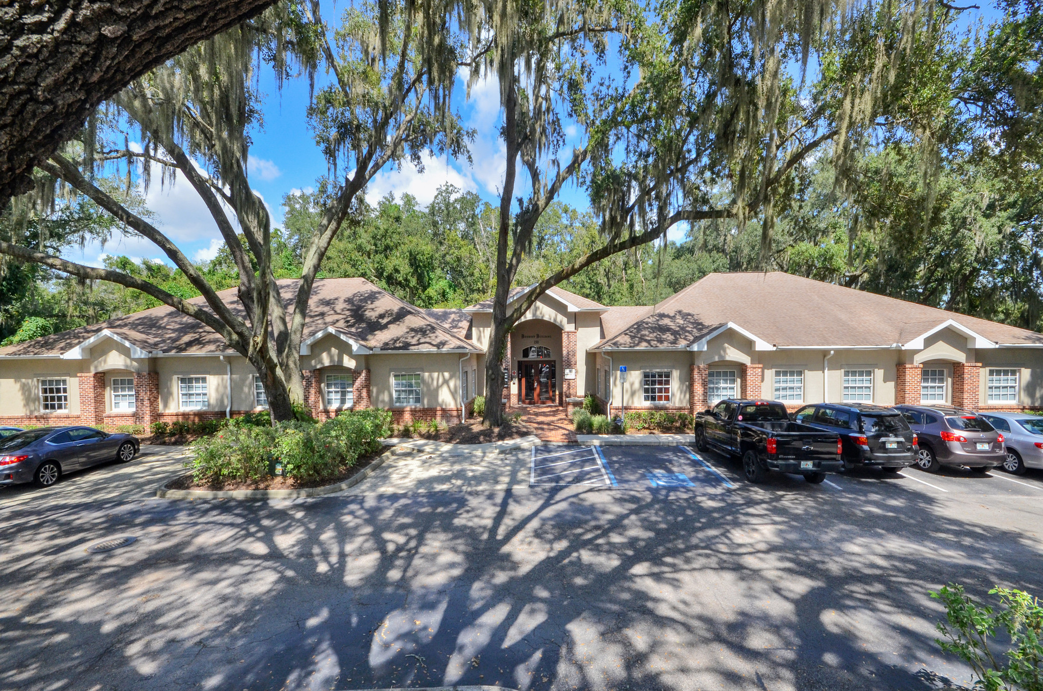 150 E Bloomingdale Ave, Brandon, FL for sale Building Photo- Image 1 of 1