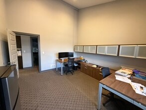 1399 Stewartstown Rd, Morgantown, WV for lease Interior Photo- Image 2 of 8