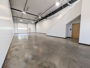 3161-3167 Mercer Ave, Bellingham, WA for lease Interior Photo- Image 1 of 12
