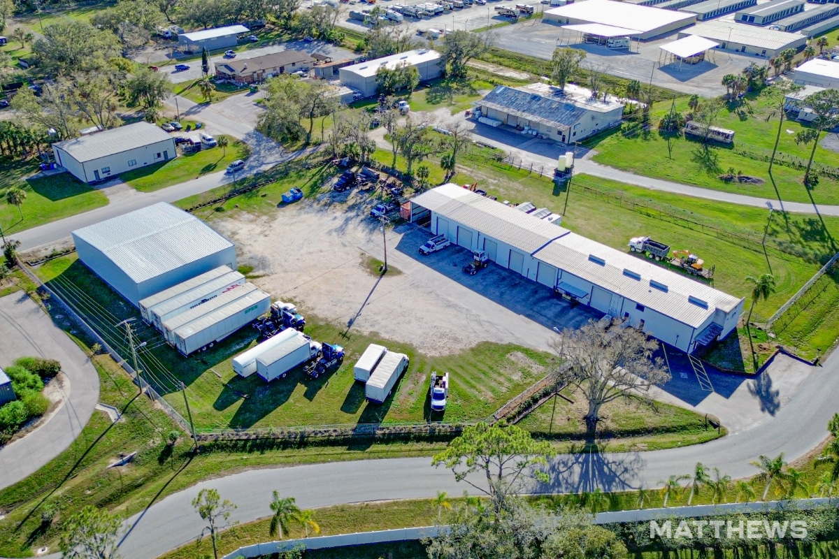 330 W Brannen Rd, Lakeland, FL for sale Primary Photo- Image 1 of 4