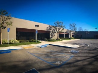 Plus de détails pour 1001-1007 E Cooley Dr, Colton, CA - Plusieurs types d'espaces à louer