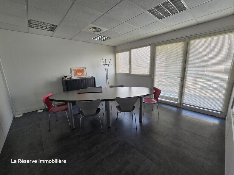 Bureau dans Avignon à vendre - Photo intérieure - Image 1 de 10