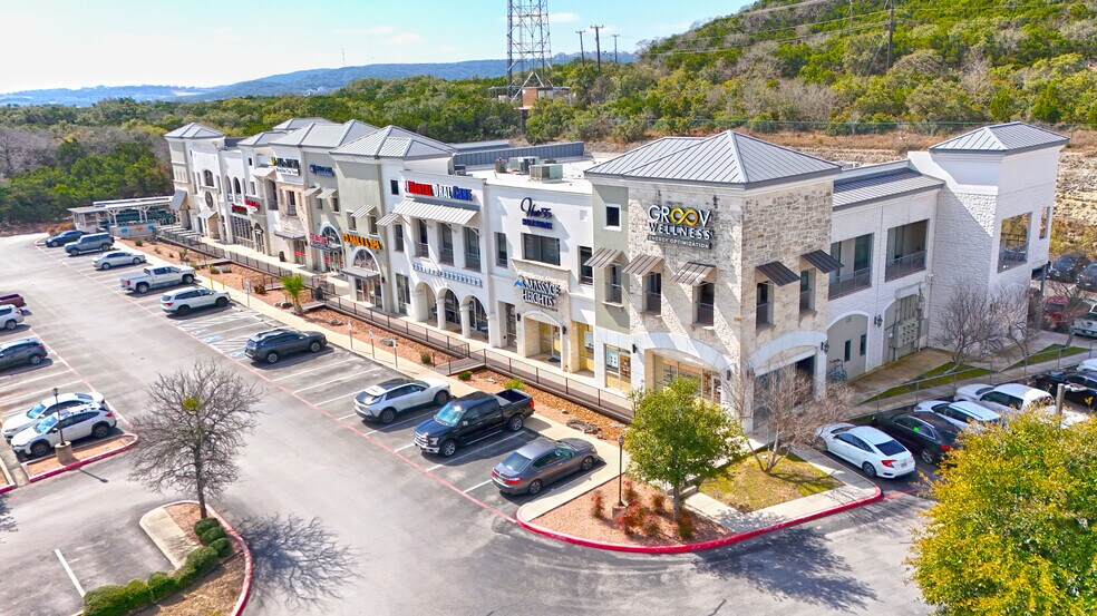 23535 W IH-10, San Antonio, TX à louer - Photo du bâtiment - Image 3 de 9