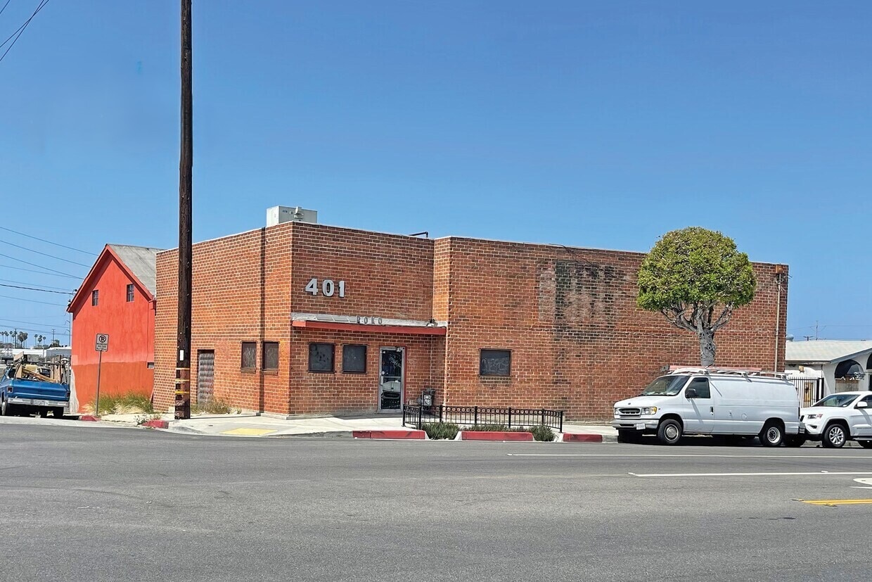 401 N La Brea Ave, Inglewood, CA à louer Photo du bâtiment- Image 1 de 14