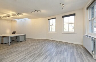 136-136B Lancaster Rd, London for lease Interior Photo- Image 2 of 2