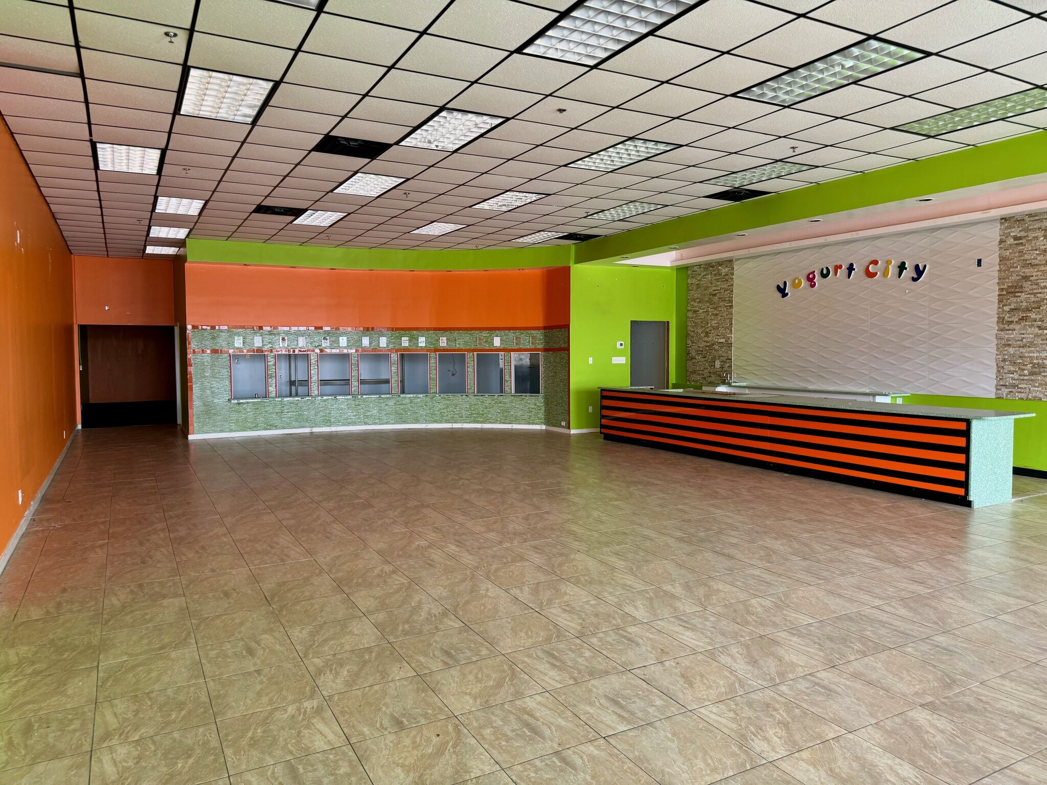 1951-1999 Barataria Blvd, Marrero, LA à louer Photo du bâtiment- Image 1 de 1