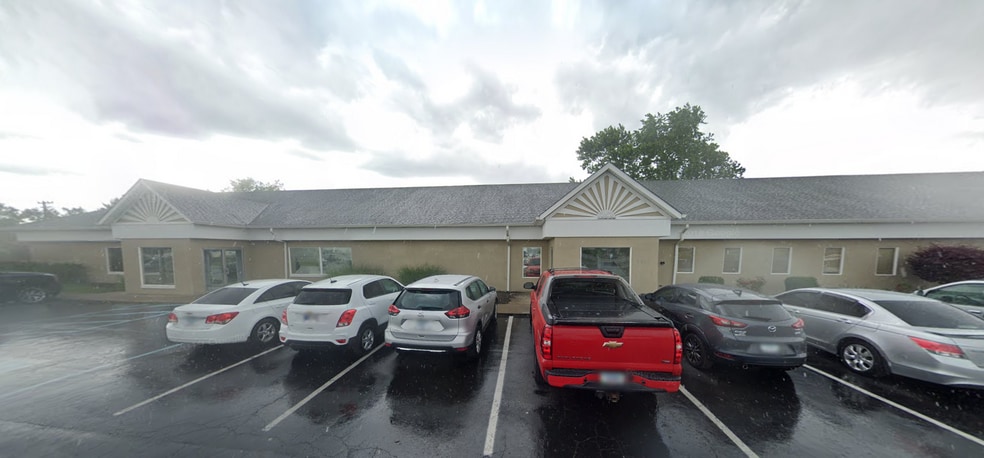7481 E US Highway 36, Avon, IN à vendre - Photo du bâtiment - Image 1 de 15