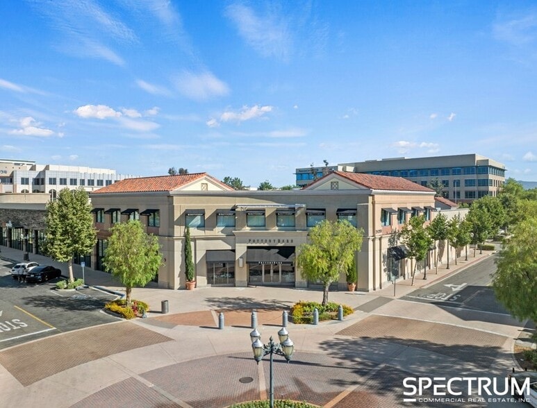 24251 Town Center Dr, Valencia, CA for lease - Building Photo - Image 1 of 17