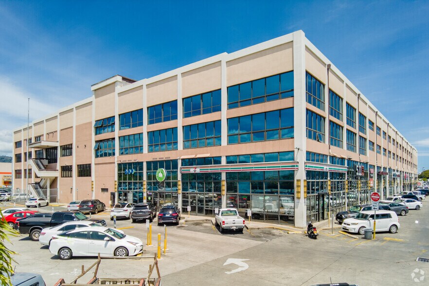 800-900 N Nimitz Hwy, Honolulu, HI à louer - Photo du bâtiment - Image 2 de 5
