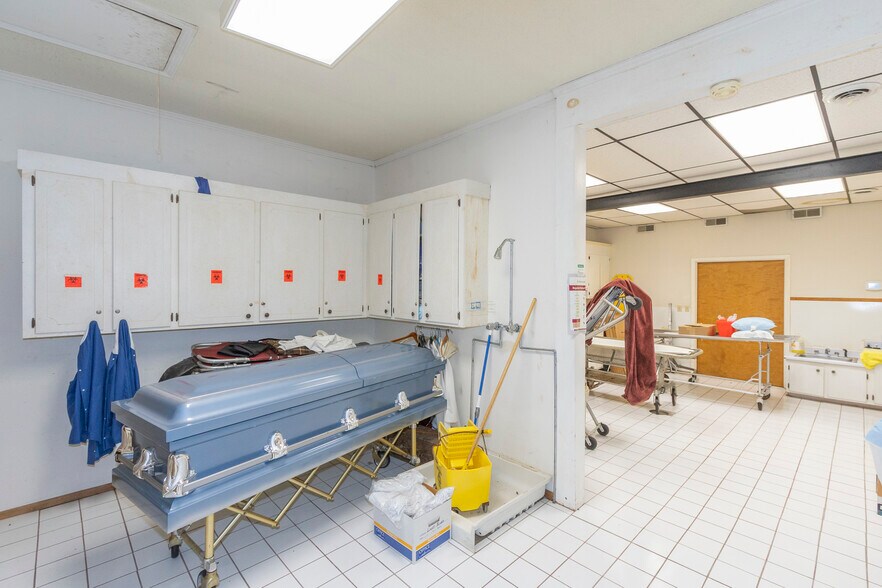 1401 S Fant St, Anderson, SC à vendre - Photo intérieure - Image 2 de 62