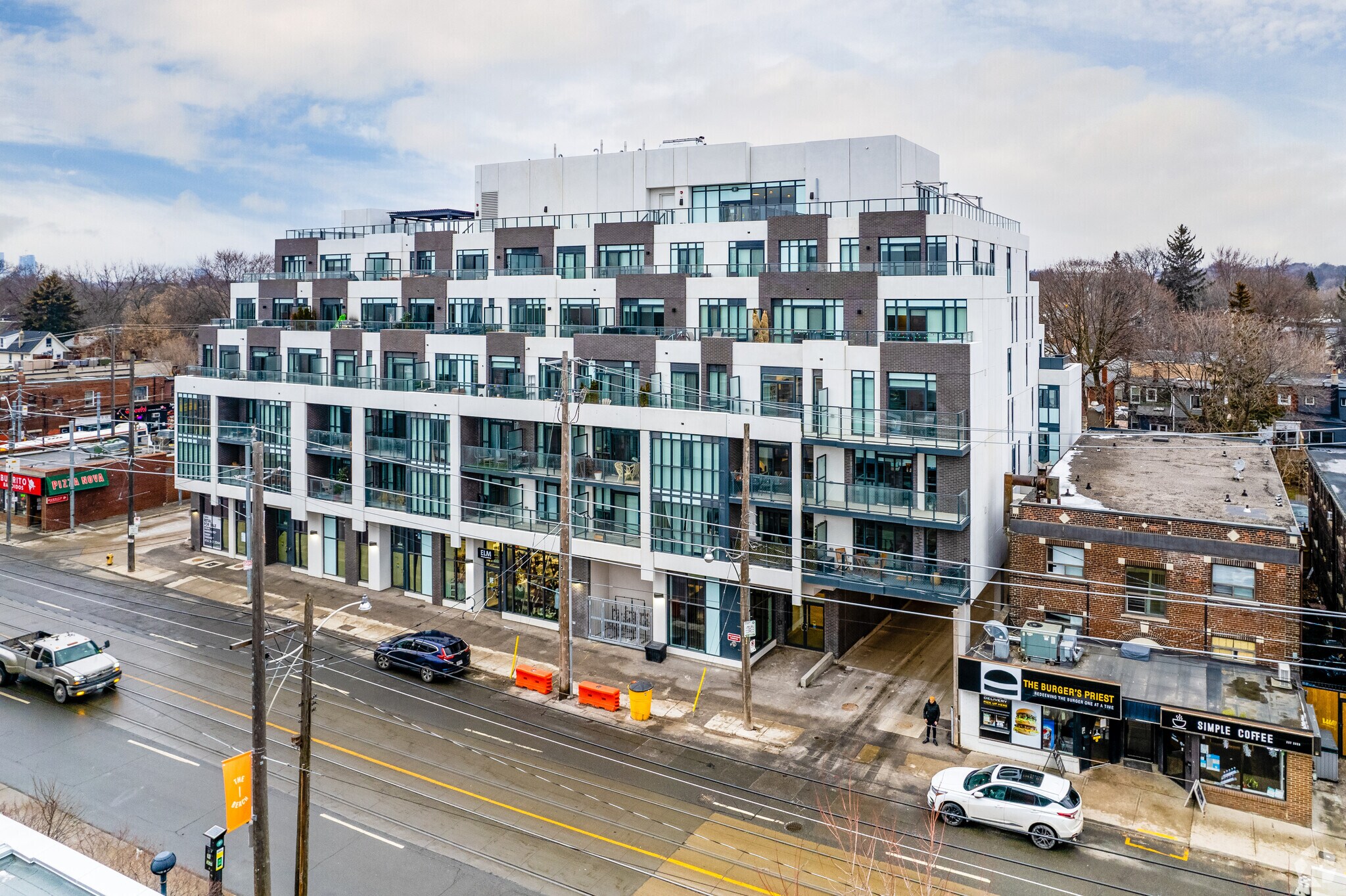 1624-1630 Queen St E, Toronto, ON à vendre Photo principale- Image 1 de 1