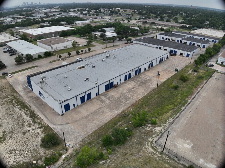 2901 Suffolk Dr, Fort Worth, TX à louer - Communauté Matterport - Image 2 de 11