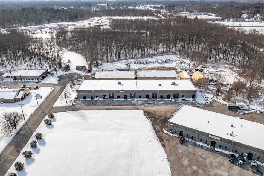 34 Patria Rd, South Windsor, CT for lease - Building Photo - Image 2 of 36