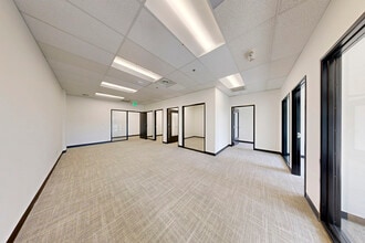 676 Woodland Square Loop SE, Lacey, WA for lease Interior Photo- Image 2 of 7