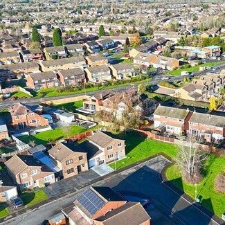 Plus de détails pour 18 The Larches, Exhall, Coventry, CV7 9NF Rd, Exhall - Terrain à vendre