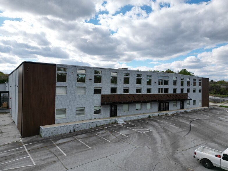900 E Main St, Easley, SC à louer - Photo du bâtiment - Image 2 de 19