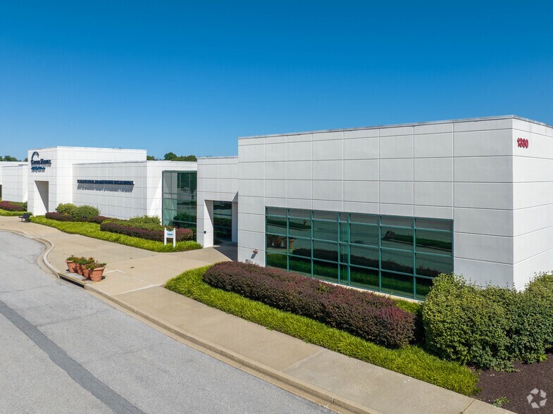 1380 Progress Way, Eldersburg, MD à vendre - Photo du bâtiment - Image 3 de 5