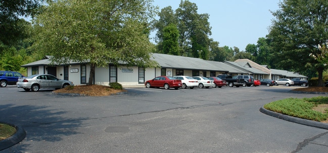 More details for 5114 Yadkin Rd, Fayetteville, NC - Office for Sale