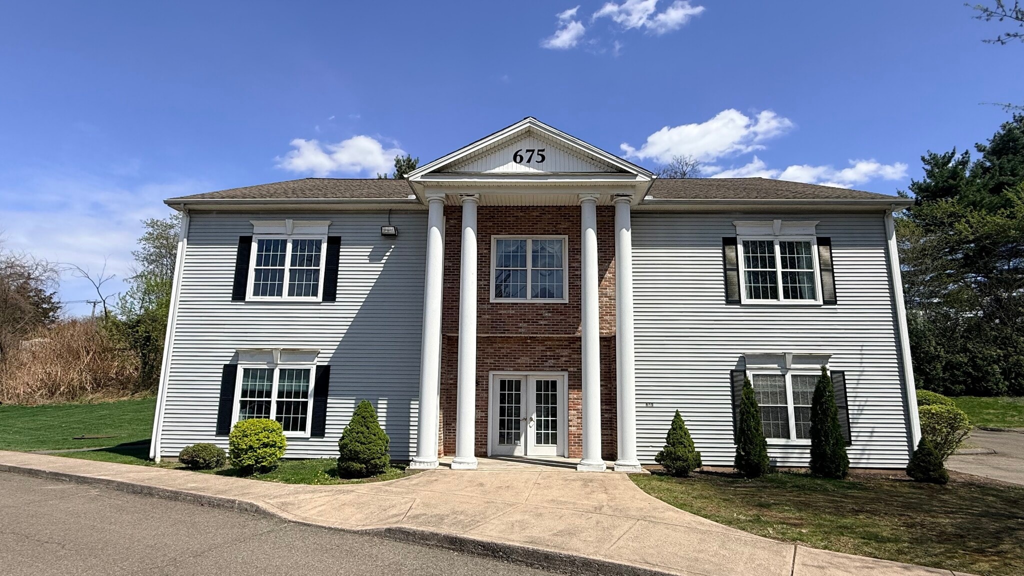 675 Wilbur Cross Hwy, Berlin, CT for lease Building Photo- Image 1 of 16