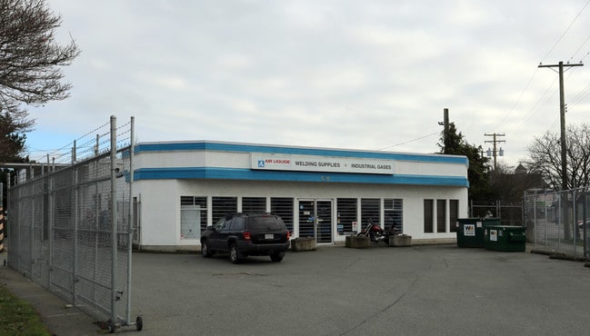 More details for 510 Gorge Rd E, Victoria, BC - Industrial for Sale