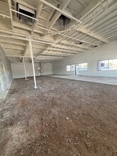 16816 N 35th Ave, Phoenix, AZ à louer Photo intérieure- Image 2 de 3