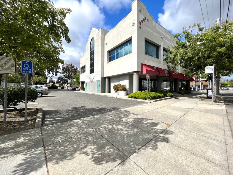 22535-22551 2nd St, Hayward, CA à louer - Photo du bâtiment - Image 3 de 10