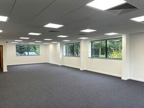 The Courtyard, High Wycombe à louer Photo intérieure- Image 2 de 3