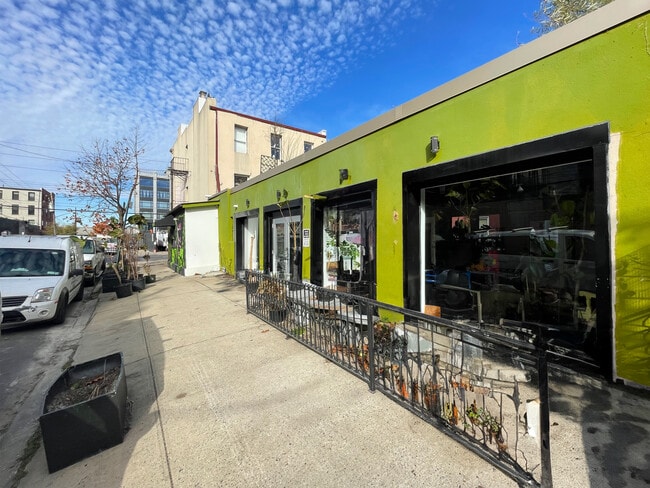 More details for 251 Van Brunt St, Brooklyn, NY - Flex for Lease