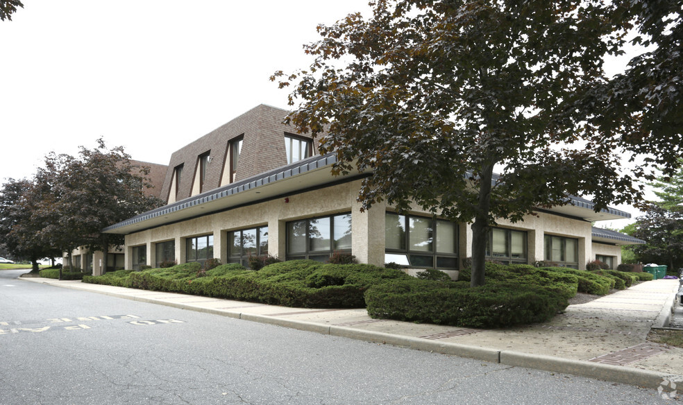 2520 State Route 35, Manasquan, NJ for lease - Building Photo - Image 3 of 4