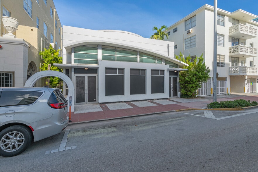 721 Collins Ave, Miami Beach, FL for sale - Building Photo - Image 3 of 37