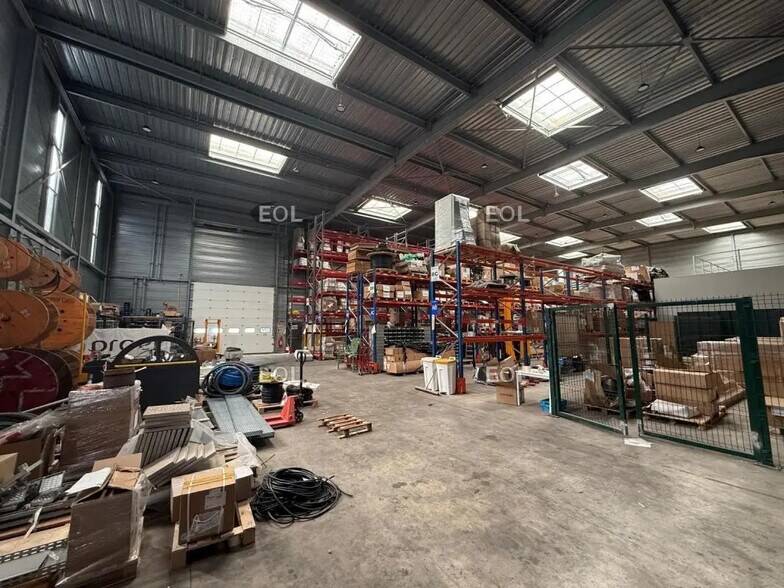 Flex in Bussy-Saint-Martin for lease - Building Photo - Image 1 of 7