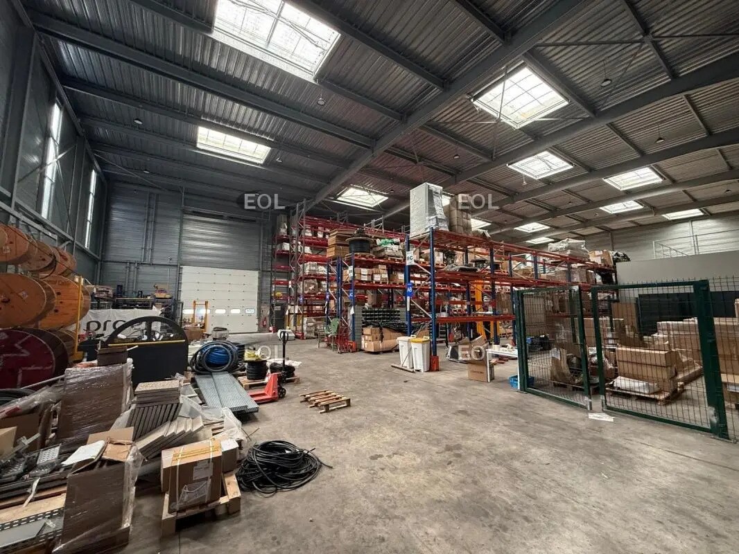 Flex in Bussy-Saint-Martin for lease Building Photo- Image 1 of 8