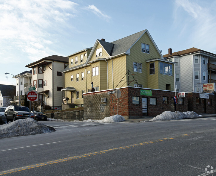 98-100 Hamilton St, Worcester, MA à vendre - Photo principale - Image 1 de 1