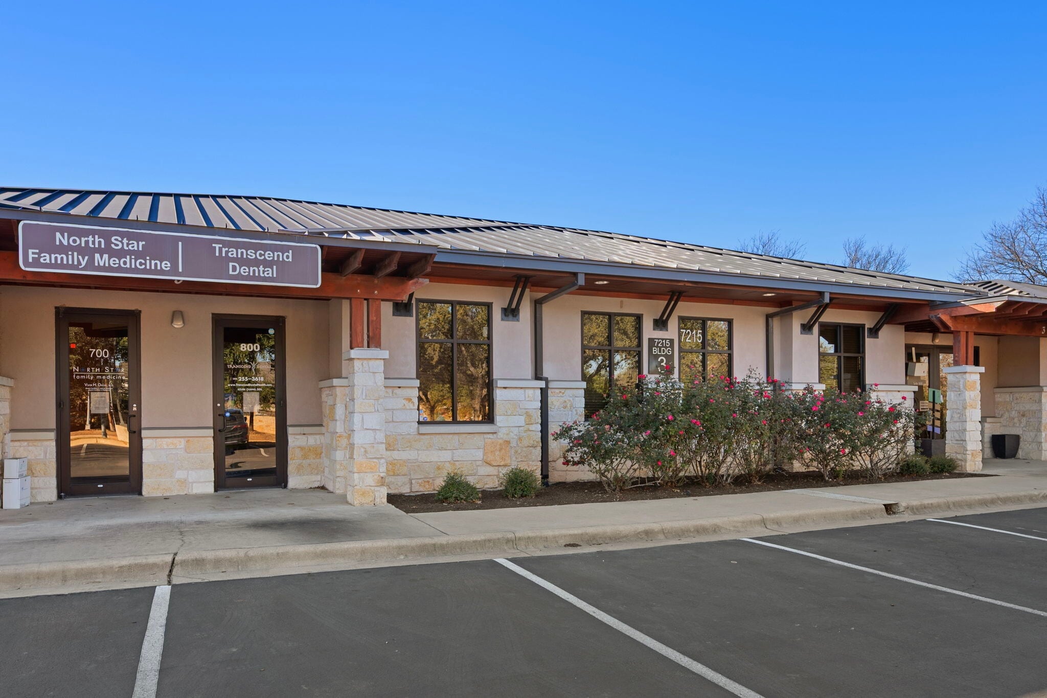 7215 Wyoming Springs Dr, Round Rock, TX for lease Primary Photo- Image 1 of 25