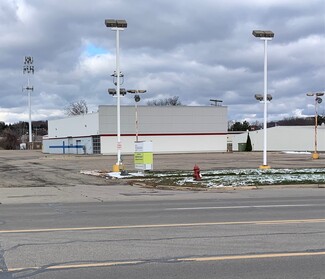 Plus de détails pour 35080 Grand River Ave, Farmington, MI - Vente au détail à louer