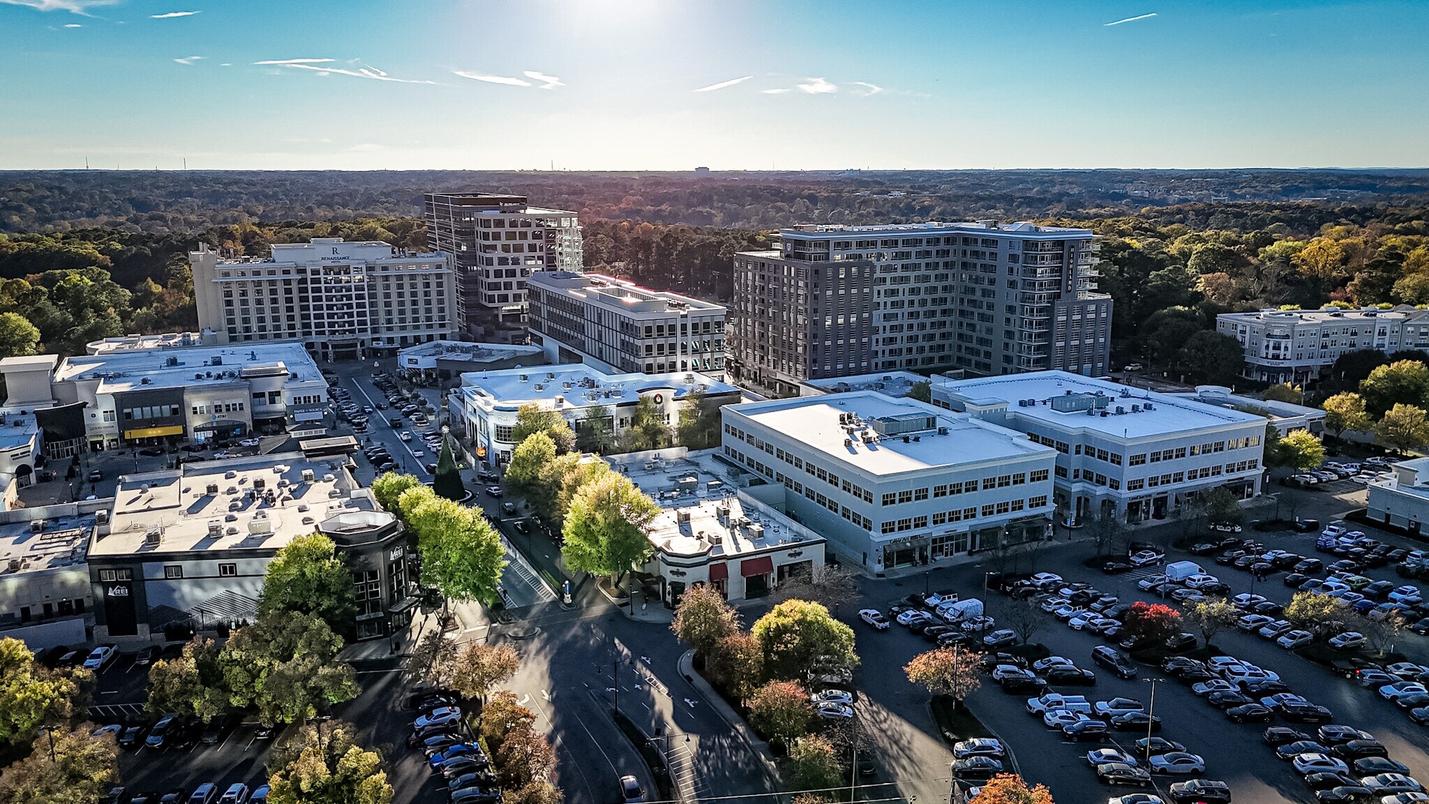 4301-4441 Six Forks Rd, Raleigh, NC à louer Aérien- Image 1 de 14